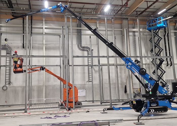 Hoeflon C10e minihijskraan kraan huren Ecranes