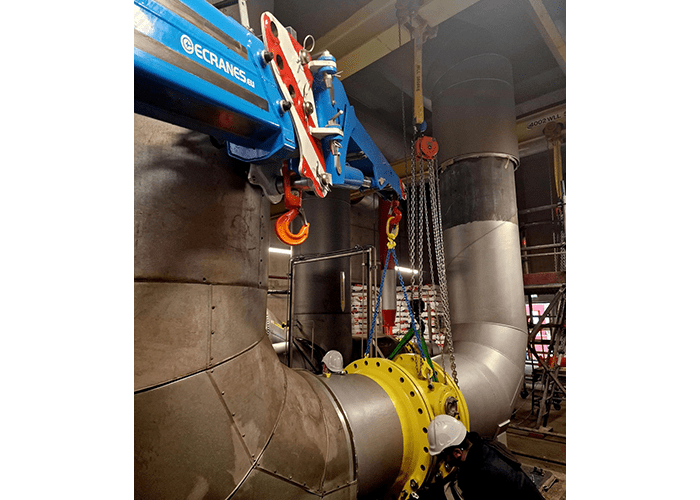 Valla V80R 8 ton s Pick & Carry kraan huren Ecranes