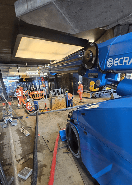 Tadano Valla V210R 21 tons Pick&Carry kraan huren bij Ecranes