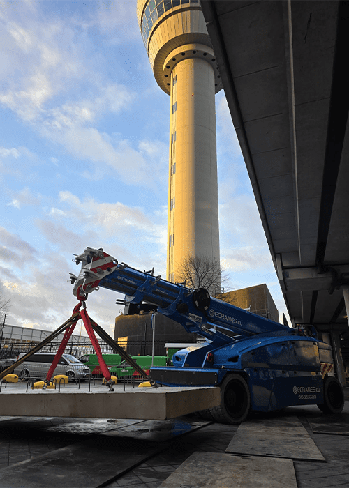 Tadano Valla V210R 21 tons Pick&Carry kraan huren bij Ecranes